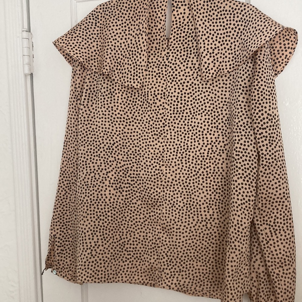 ZARA Blouse- Elegant, Unique, Beautiful! - Picture 3 of 4
